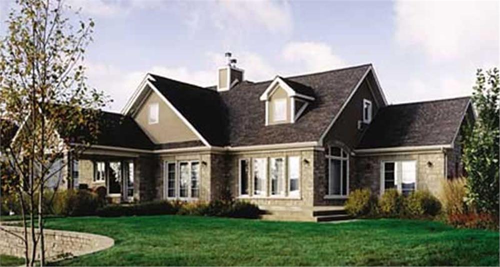 Front elevation of Traditional home (ThePlanCollection: House Plan #126-1296)