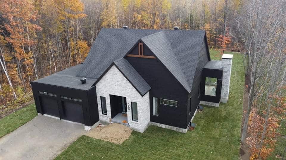 Front View of this 3-Bedroom,1678 Sq Ft Plan -126-1981