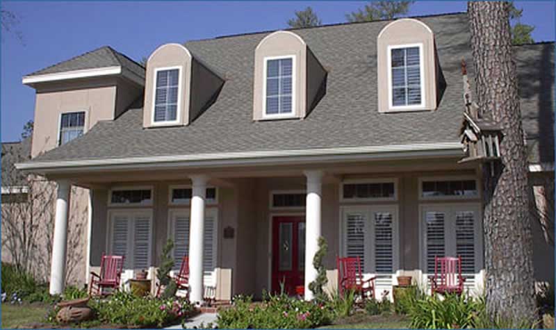 Country home (ThePlanCollection: Plan #134-1209)