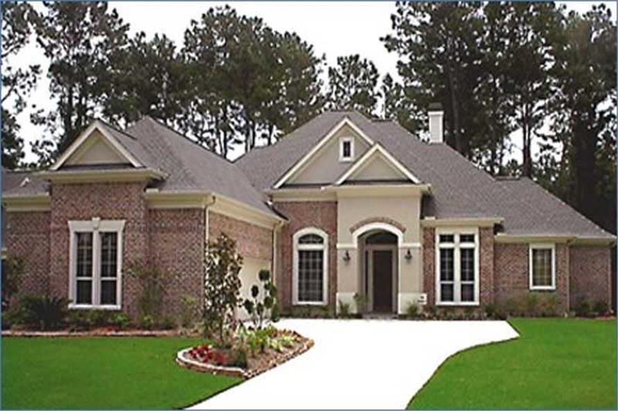 4-Bedroom, 3115 Sq Ft Ranch House Plan - 134-1214 - Front Exterior