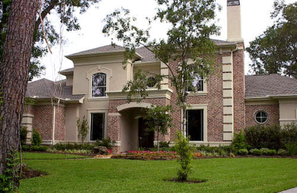 Photo of luxury home with Georgian influences.