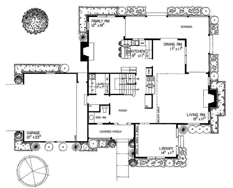 Floor Plan First Story of Victorian Plan #137-1354