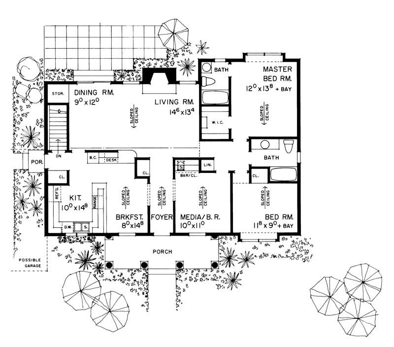 Floor Plan First Story of Colonial Plan #137-1523