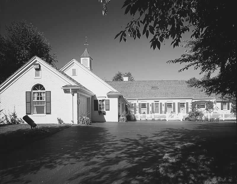 Rear View of this 3-Bedroom, 3926 Sq Ft Plan - 137-1612