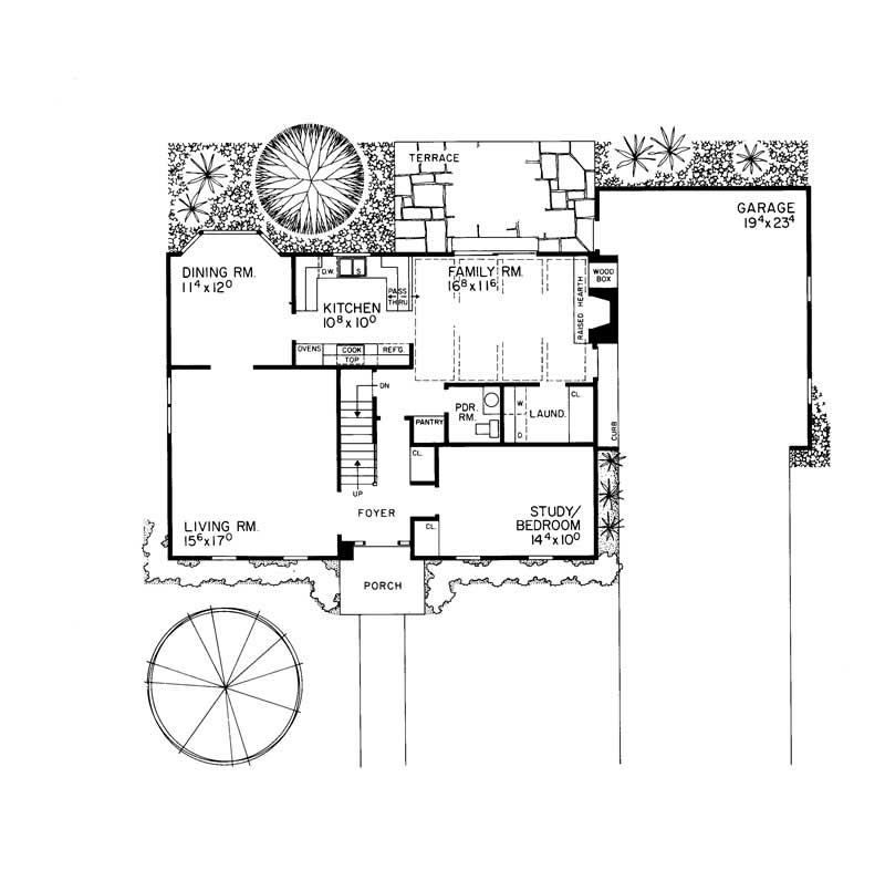Floor Plan First Story of Colonial Plan #137-1751