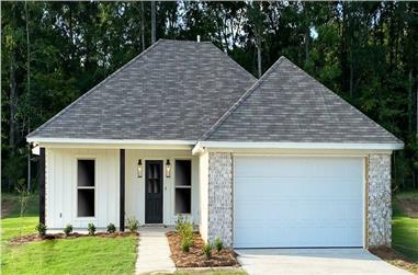4-Bedroom, 1640 Sq Ft Traditional Home Plan - 140-1133 - Main Exterior