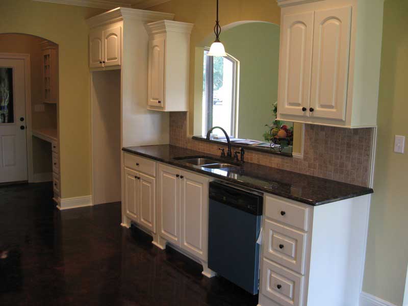 Home Interior Photograph of this 3-Bedroom,1600 Sq Ft Plan -1600