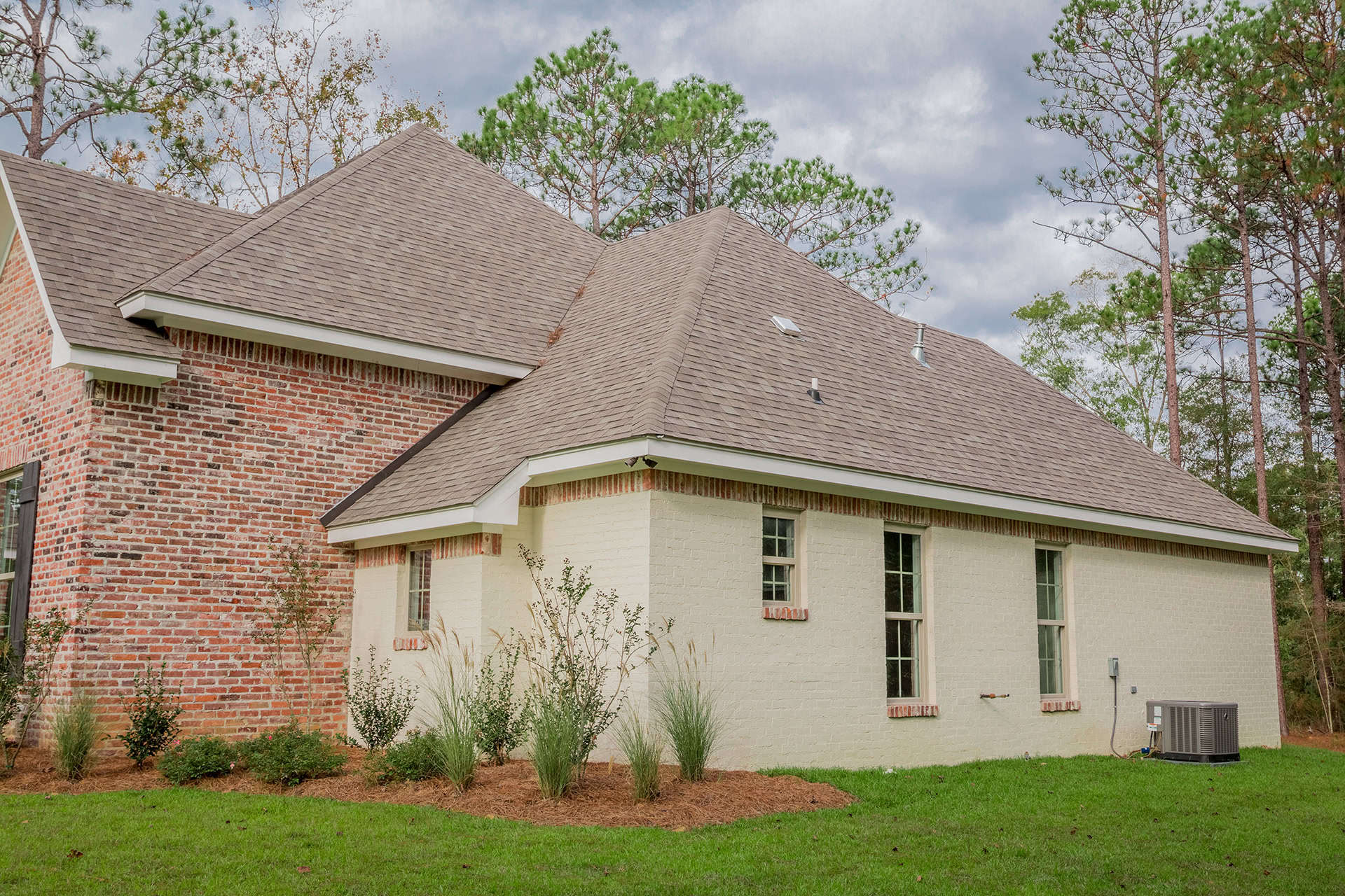 Side View of this 4-Bedroom,2506 Sq Ft Plan -142-1101