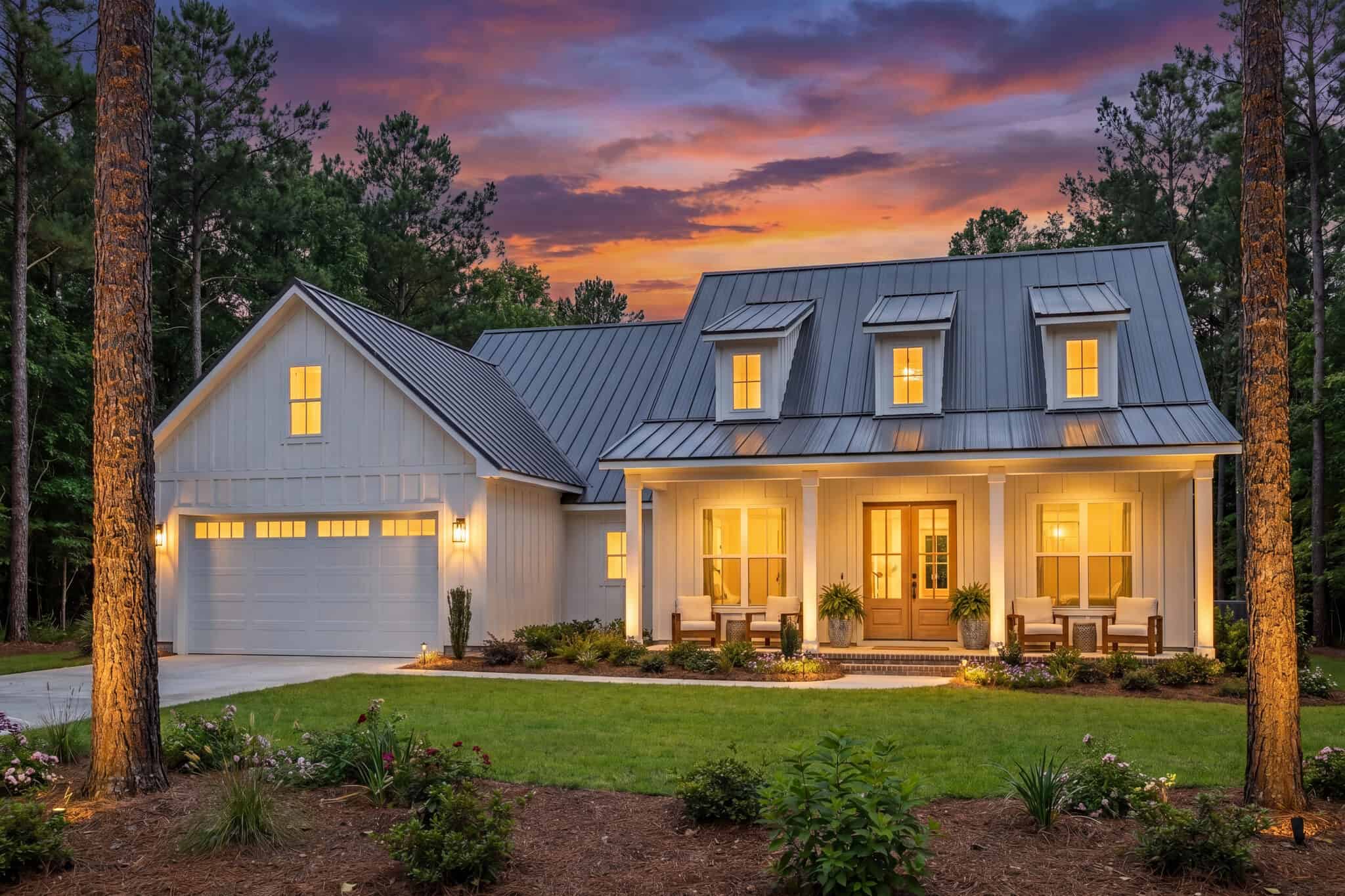 Front View of this 3-Bedroom,1740 Sq Ft Plan -142-1252