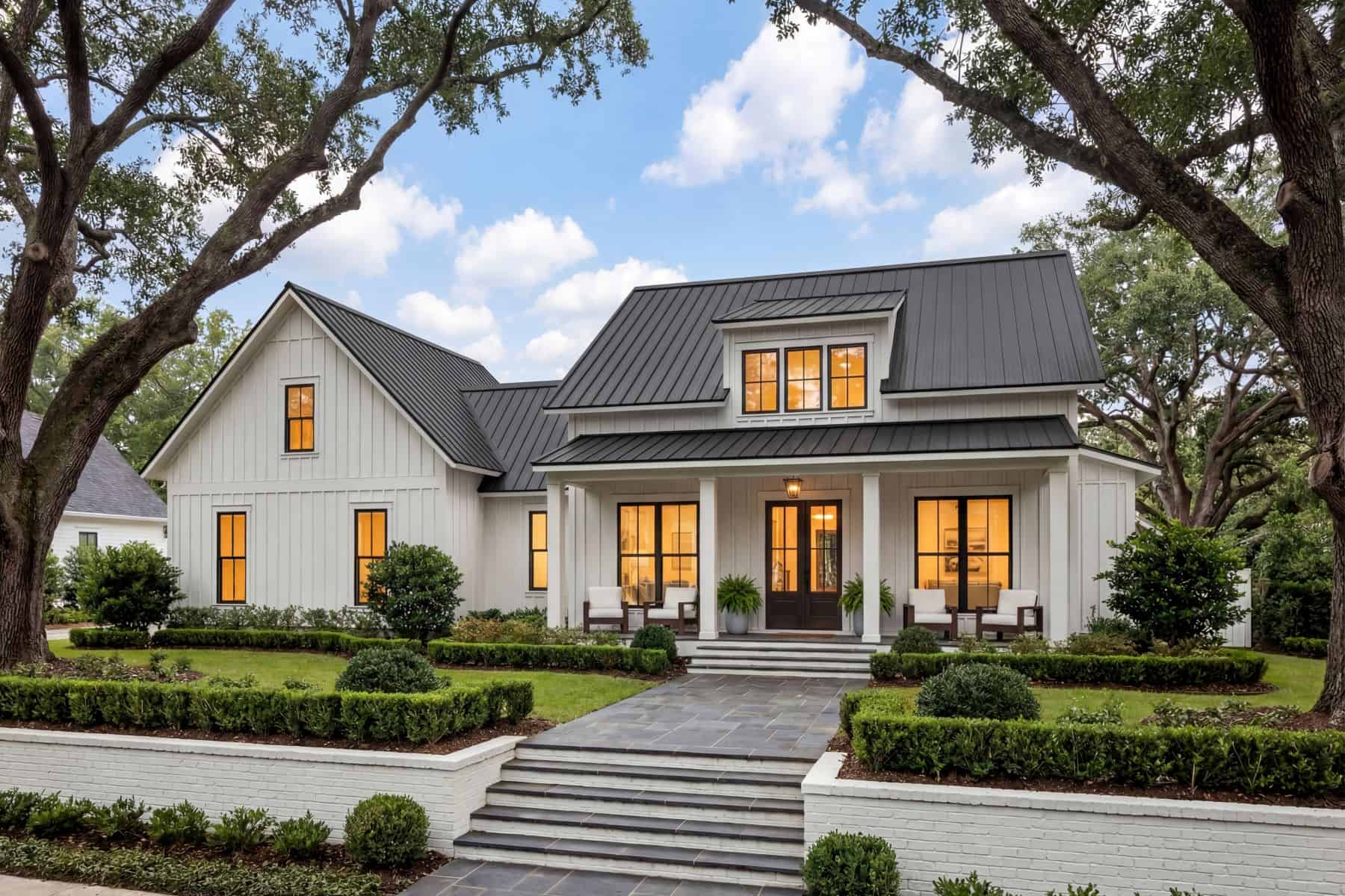 Front View of this 2-Bedroom,1448 Sq Ft Plan -142-1265
