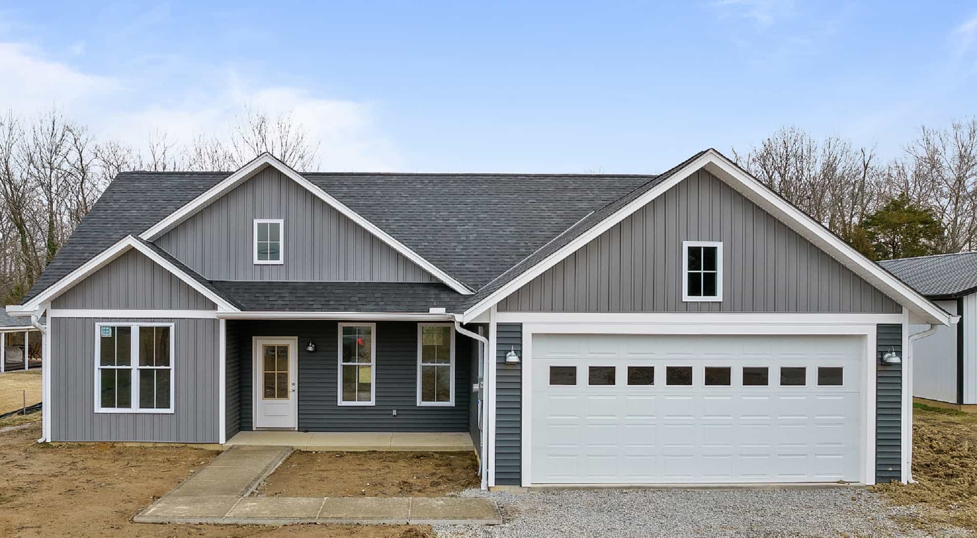 Front elevation of Contemporary home (ThePlanCollection: House Plan #142-1420)