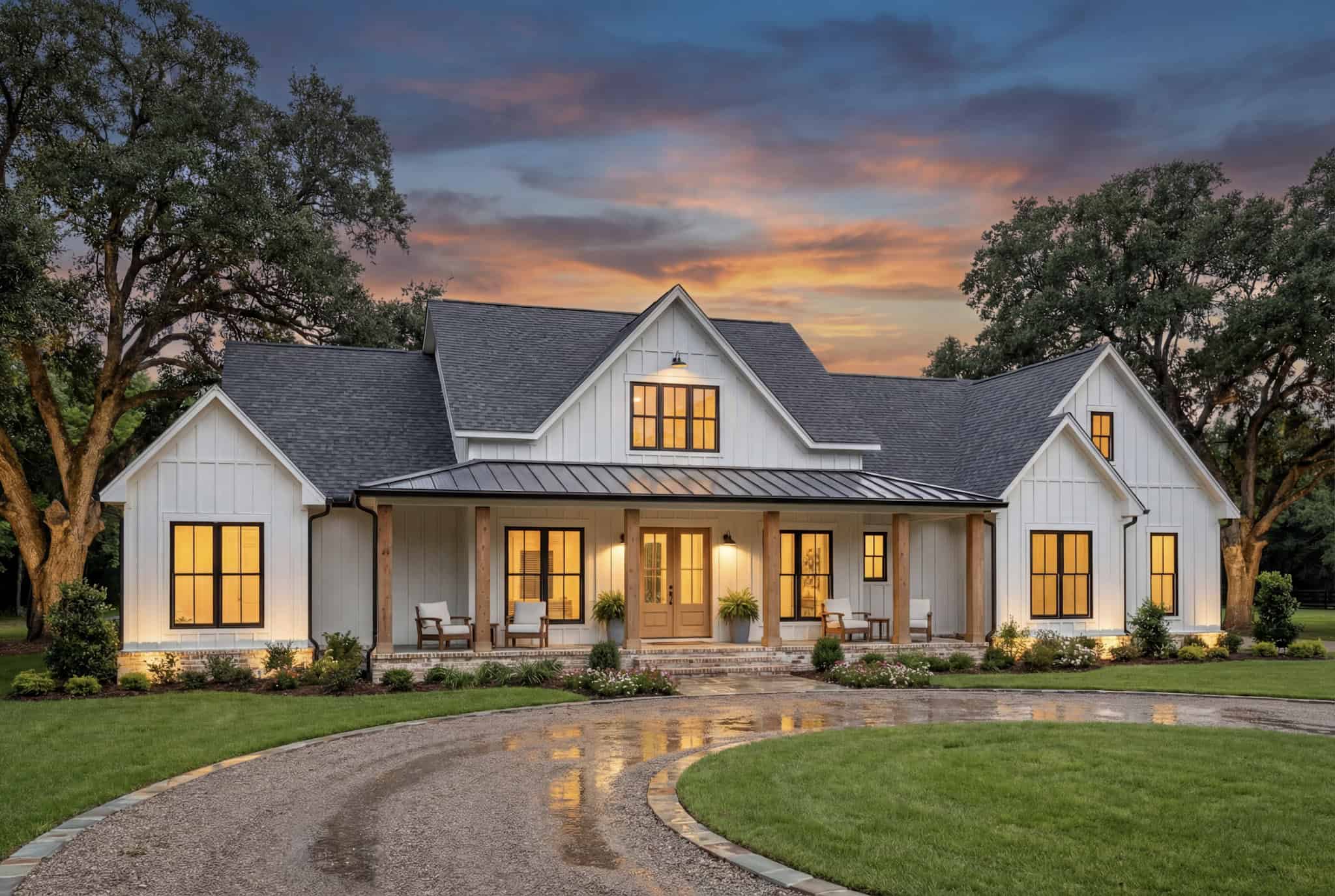 Home at Night of this 4-Bedroom,2500 Sq Ft Plan -142-1518