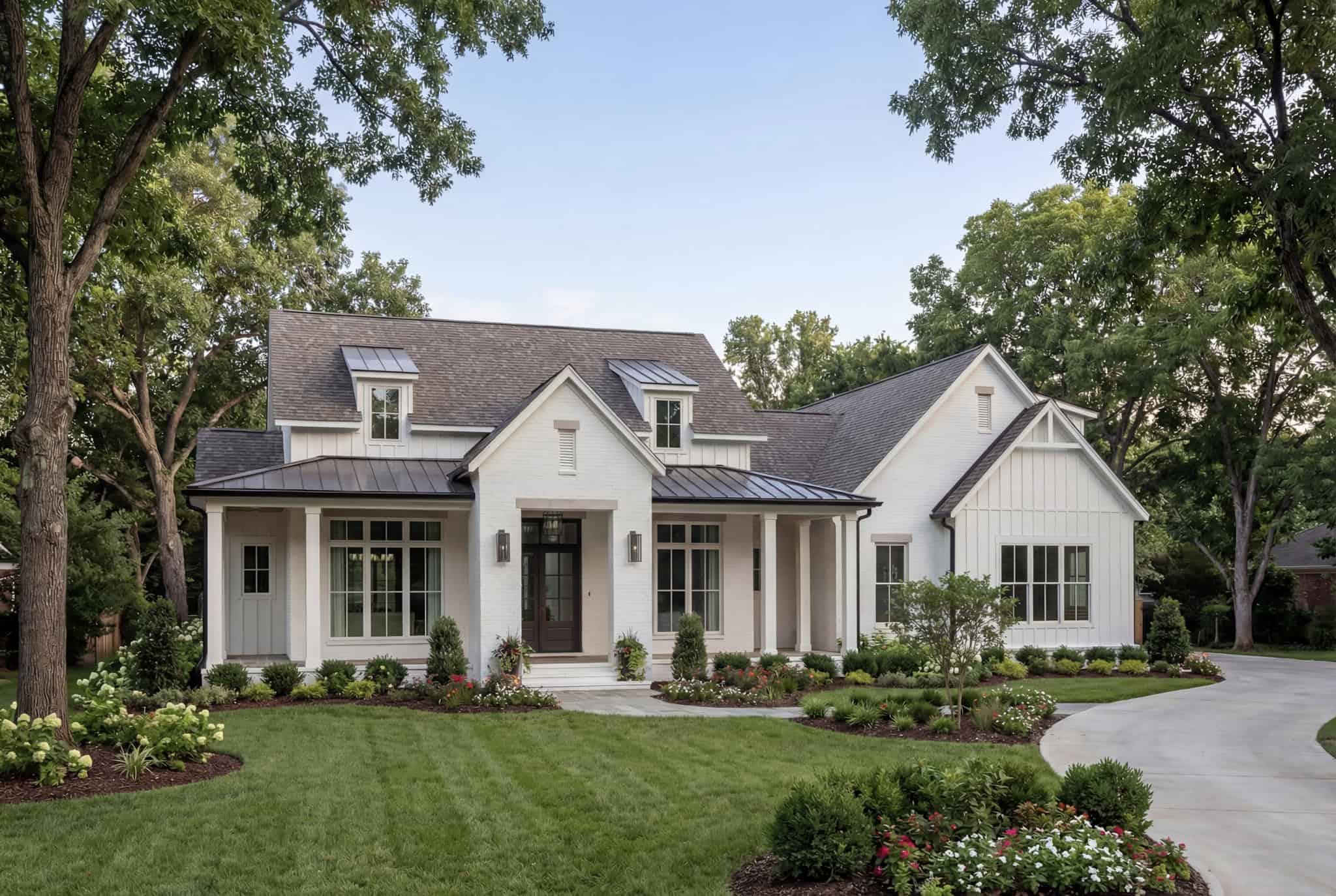 Front View of this 3-Bedroom,2250 Sq Ft Plan -142-1558