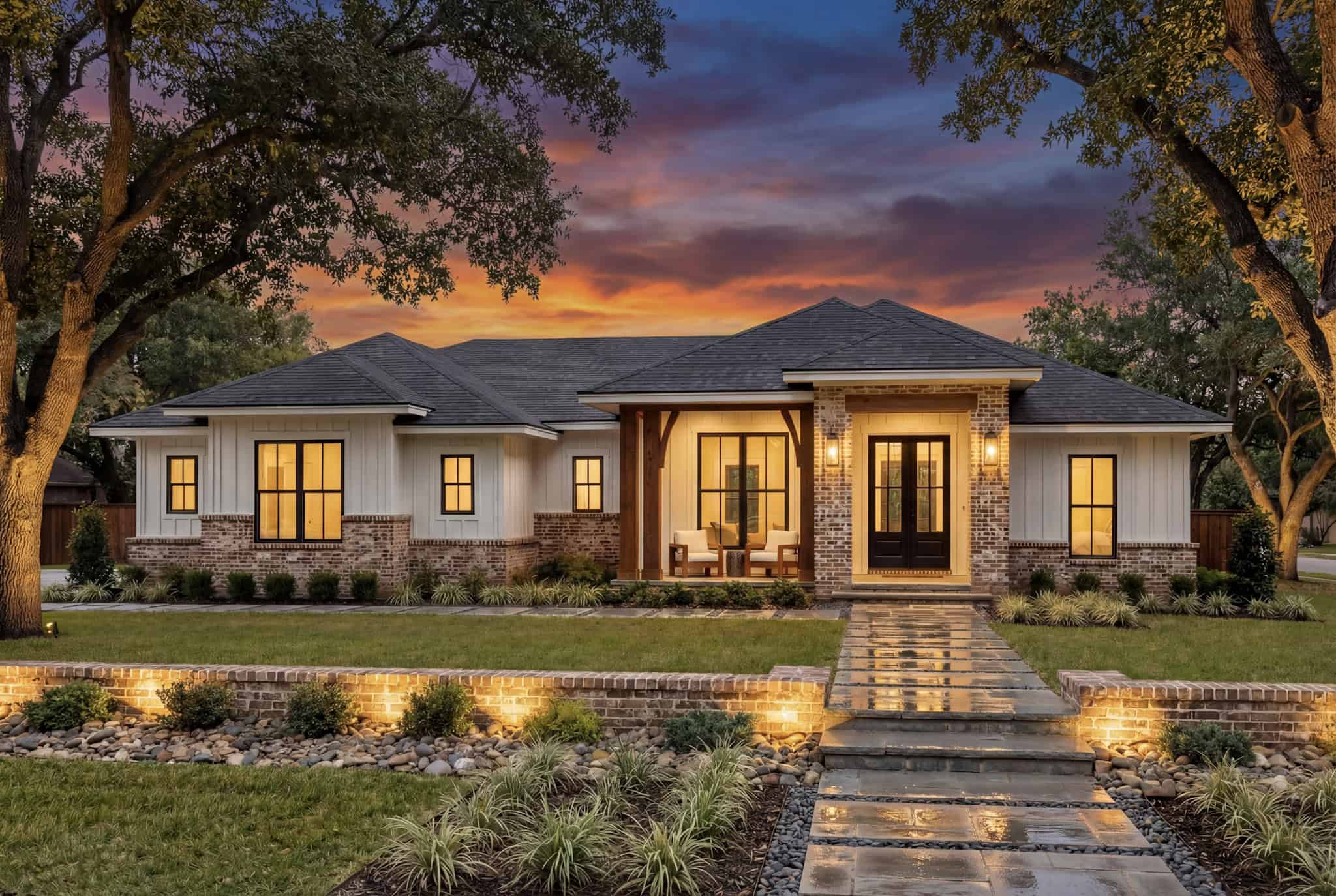 Home at Night of this 3-Bedroom,1883 Sq Ft Plan -142-1563