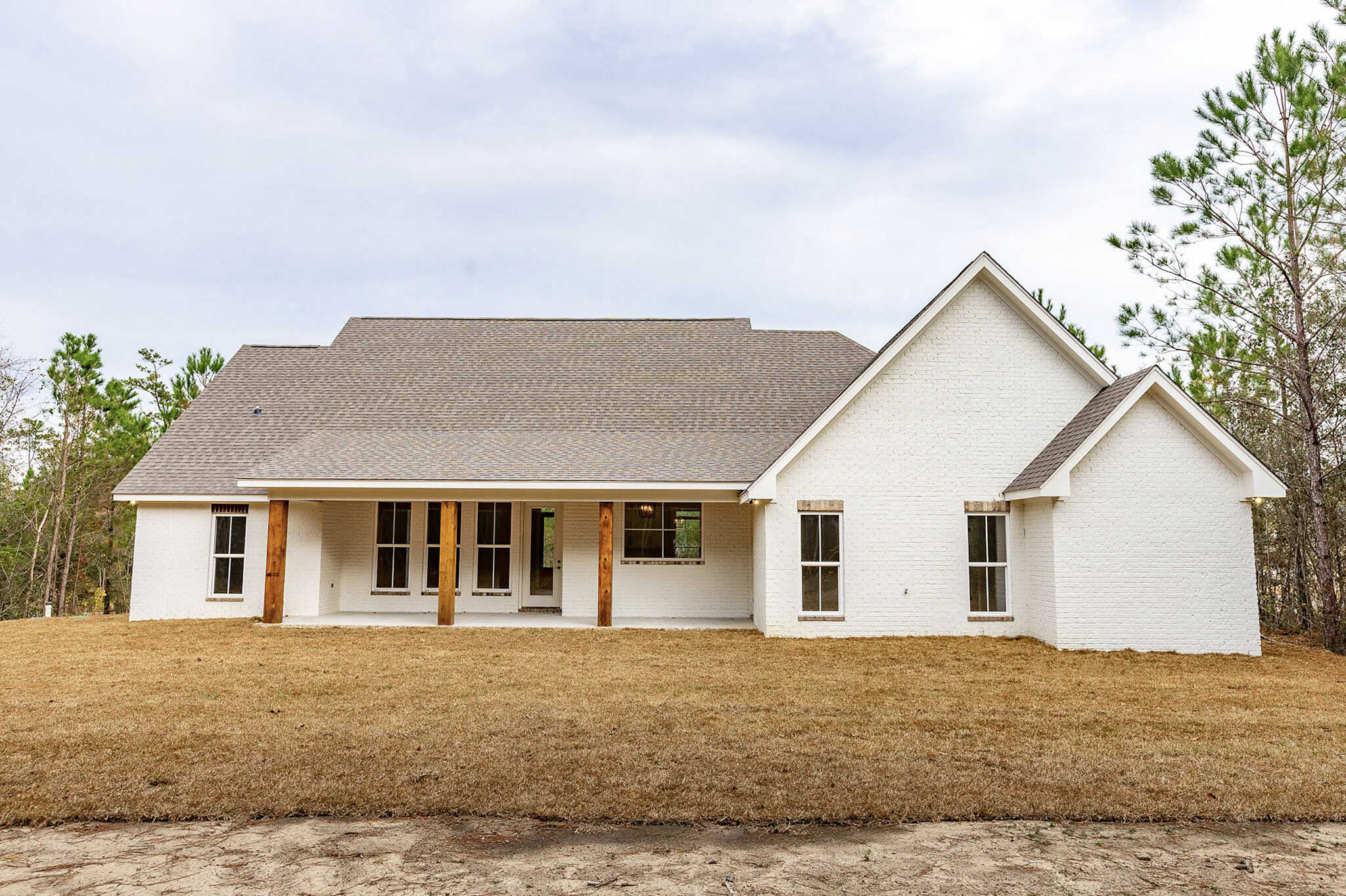 Home Plan Rear Elevation of this 3-Bedroom,2199 Sq Ft Plan -142-1568