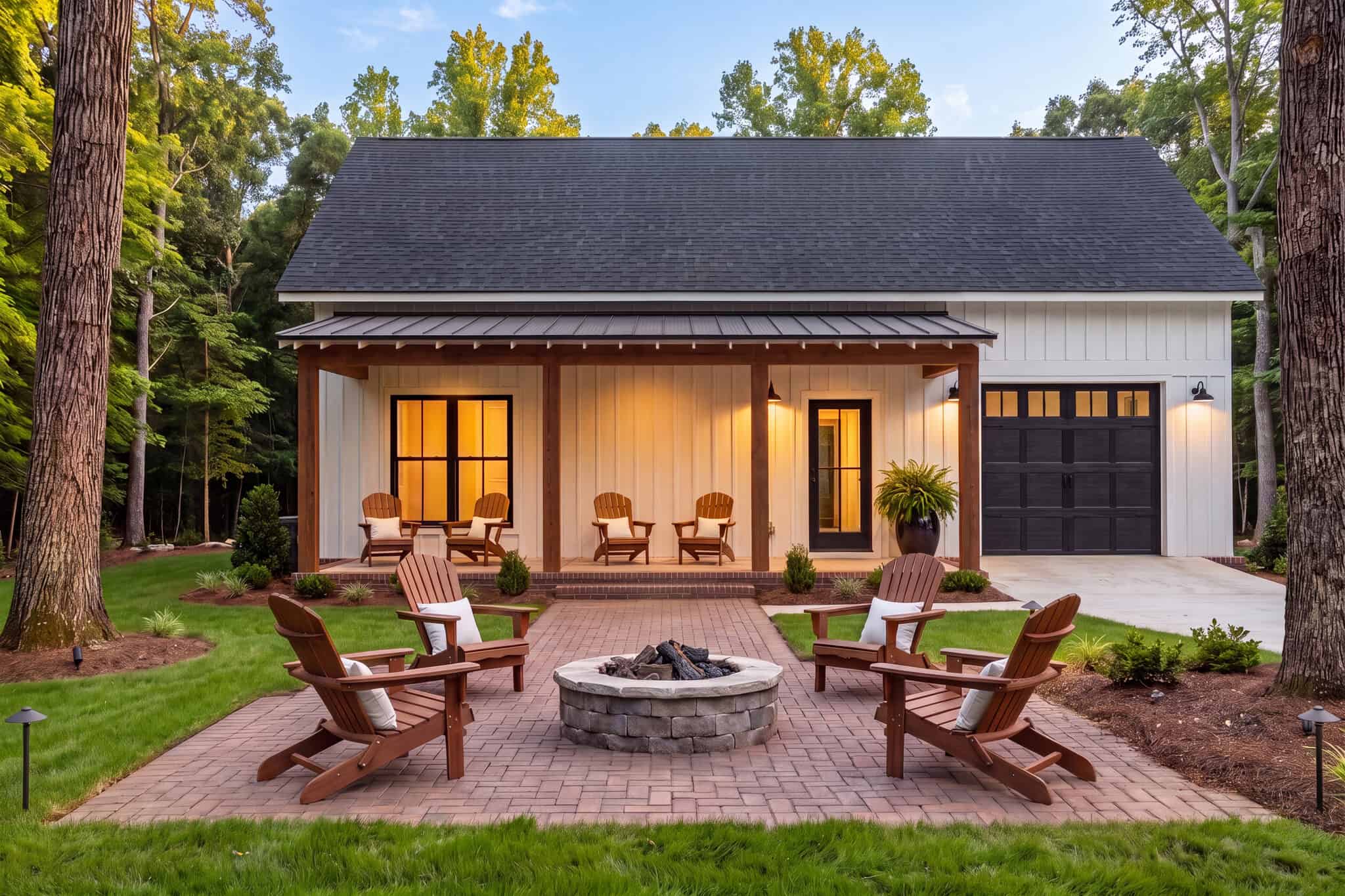 Rear View of this 2-Bedroom,1200 Sq Ft Plan -142-1582