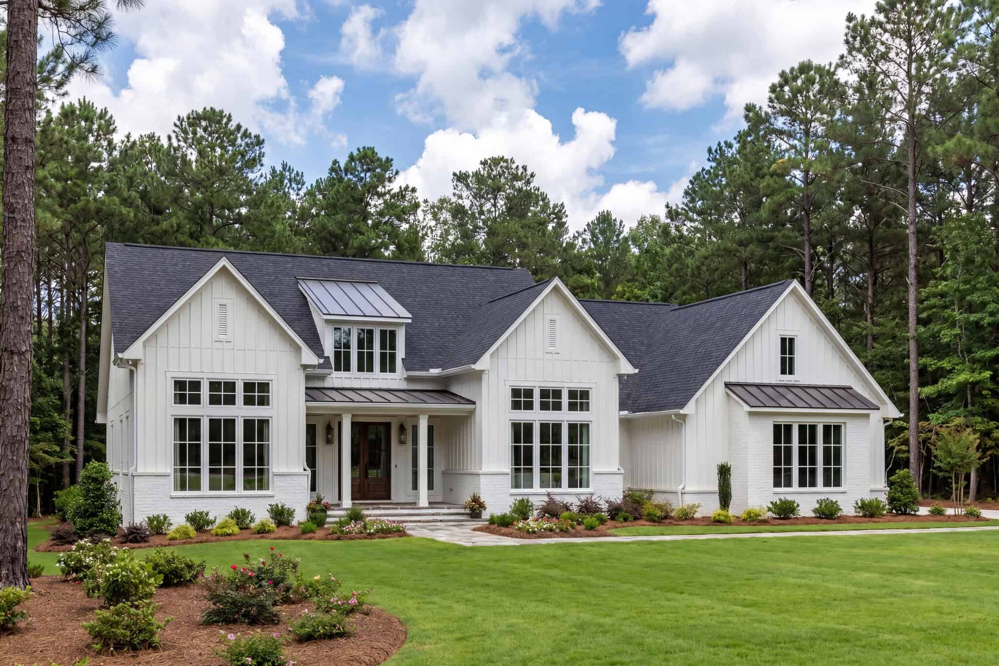 Front View of this 3-Bedroom,2688 Sq Ft Plan -142-1584