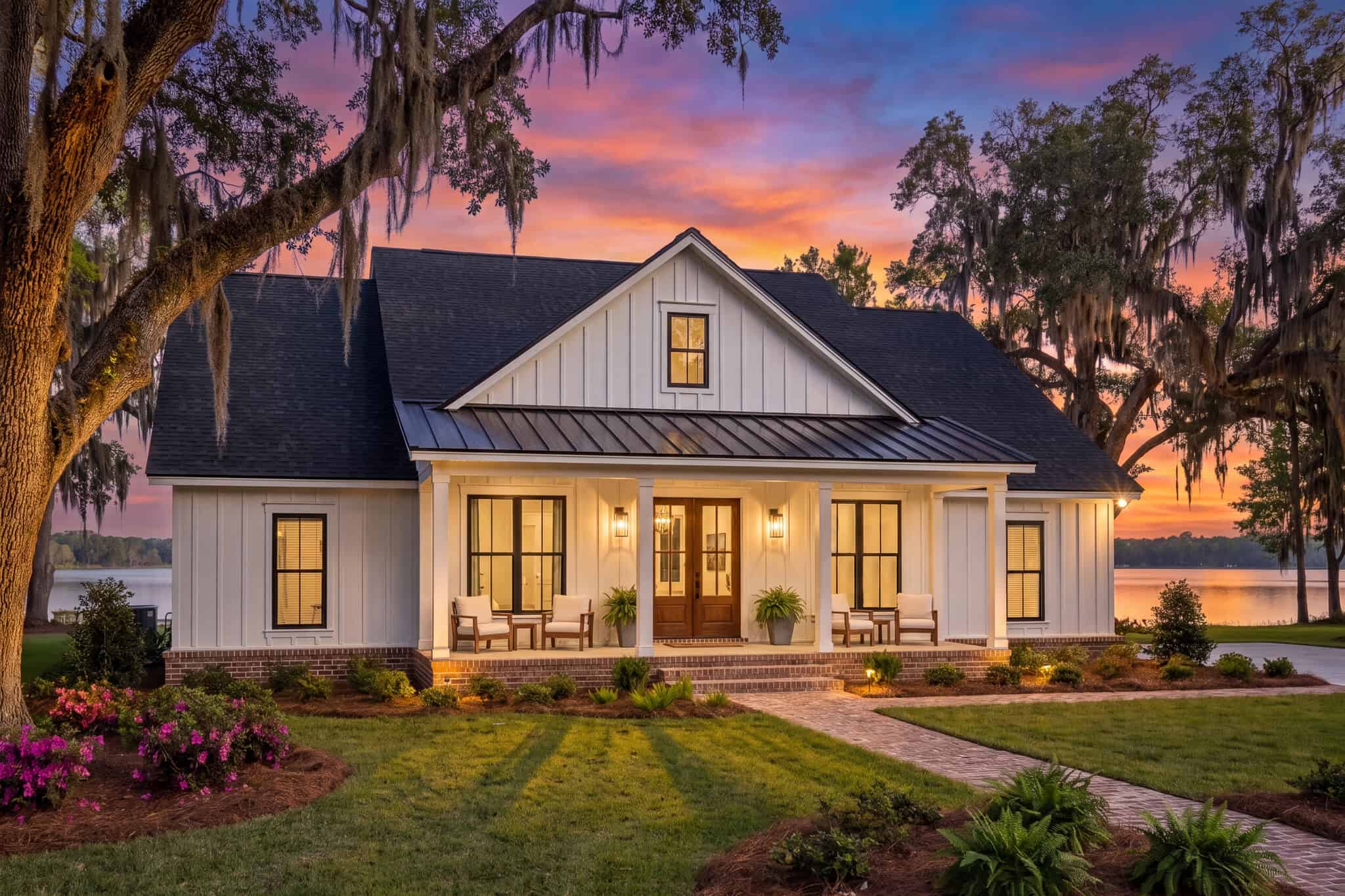 Front View of this 4-Bedroom,2070 Sq Ft Plan -142-1588
