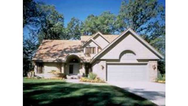 Front view of Contemporary home (ThePlanCollection: House Plan #146-1731)