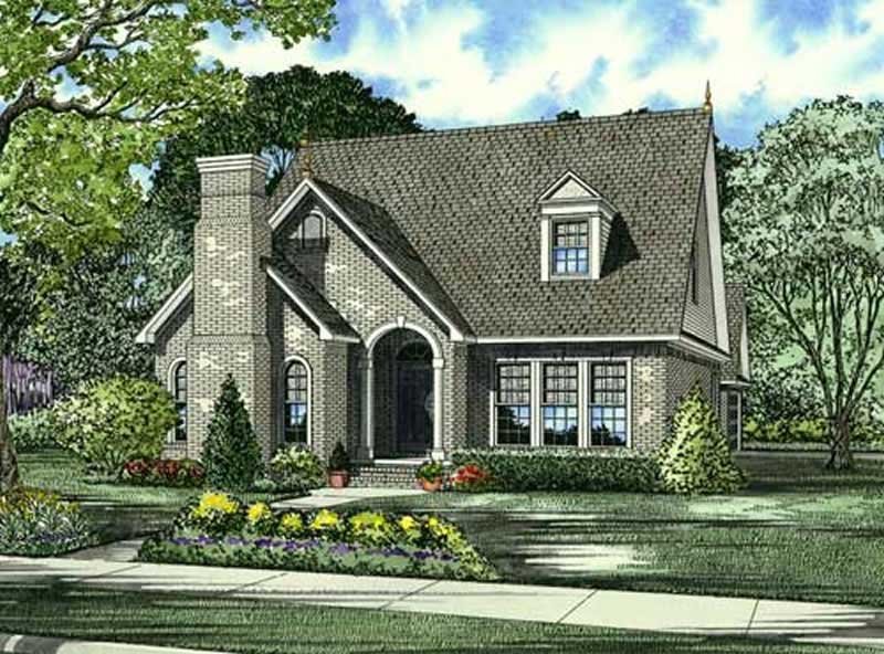 Front elevation of Traditional home (ThePlanCollection: House Plan #153-1825)