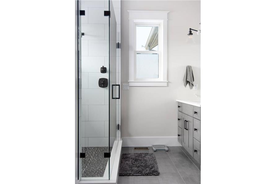 161-1151: Home Interior Photograph-Bathroom
