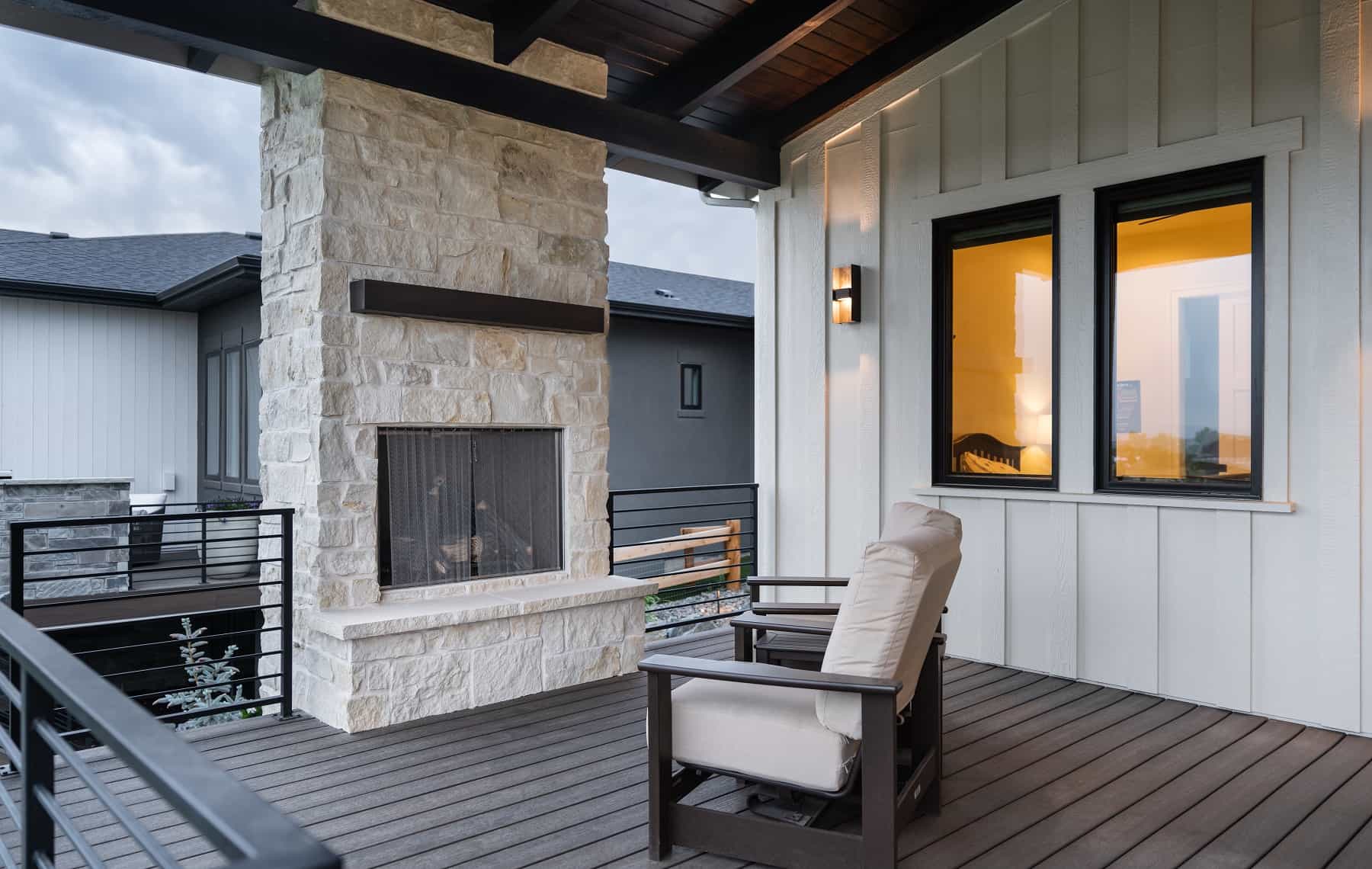 Deck of this 3-Bedroom,2542 Sq Ft Plan -161-1195