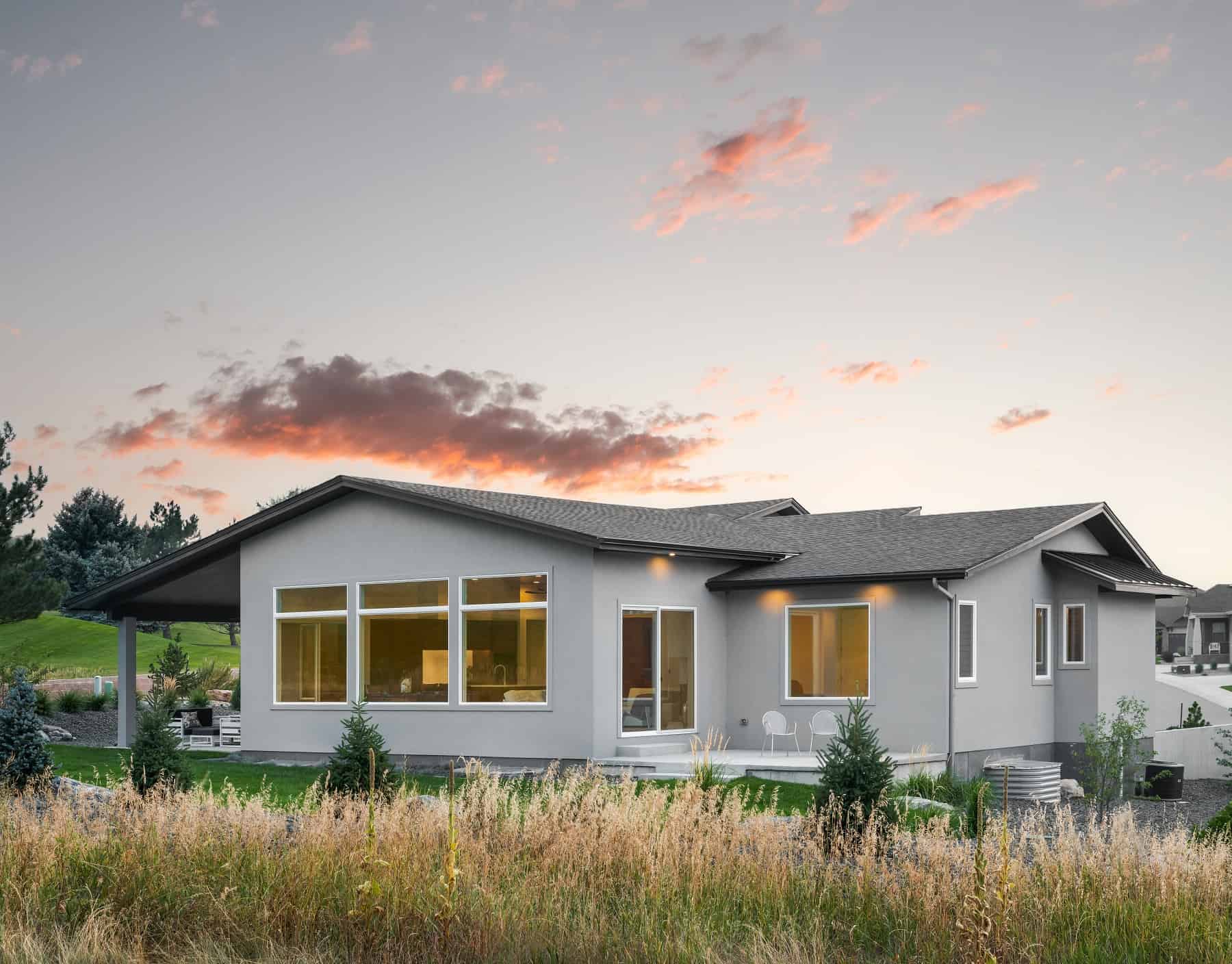 Right Side View of this 2-Bedroom,2116 Sq Ft Plan -161-1198