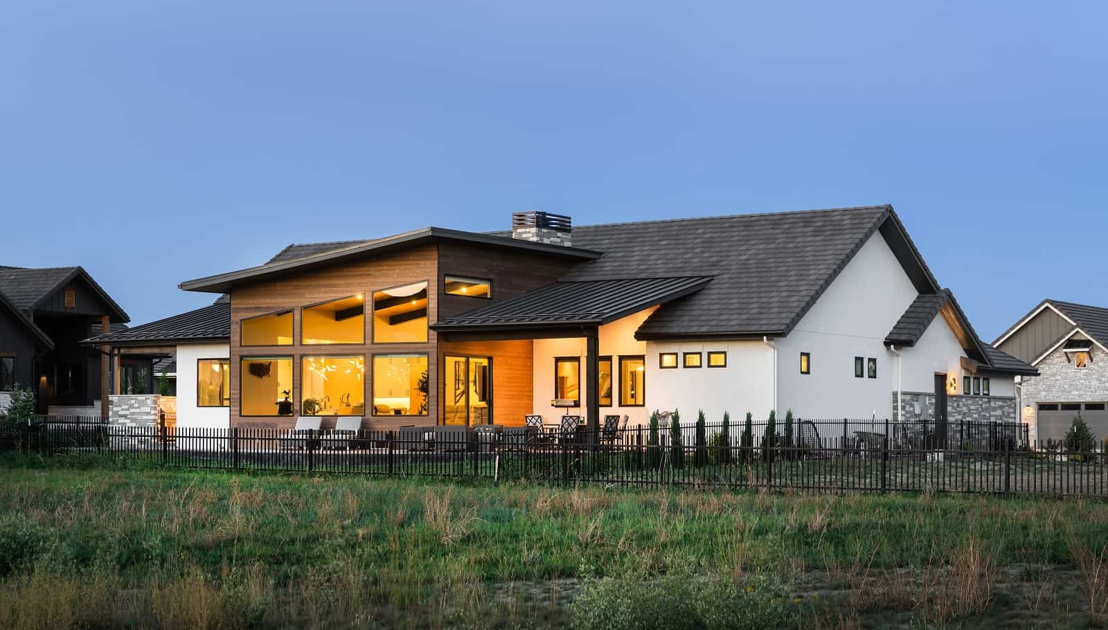 Rear View of this 2-Bedroom,2956 Sq Ft Plan -161-1208