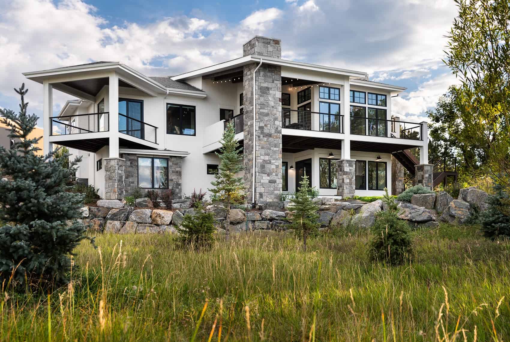 Rear View of this 1-Bedroom,2606 Sq Ft Plan -161-1215