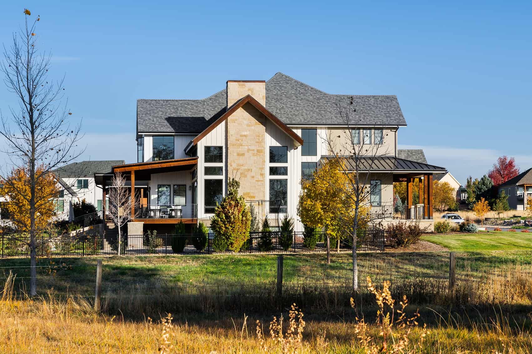 Side View of this 4-Bedroom,3958 Sq Ft Plan -161-1216