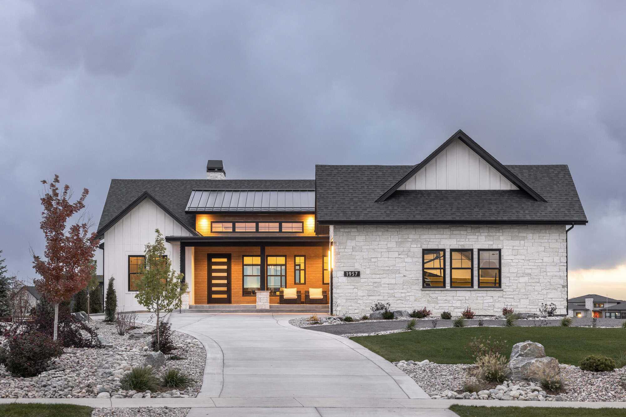 Front elevation of Craftsman home (ThePlanCollection: House Plan #161-1237)