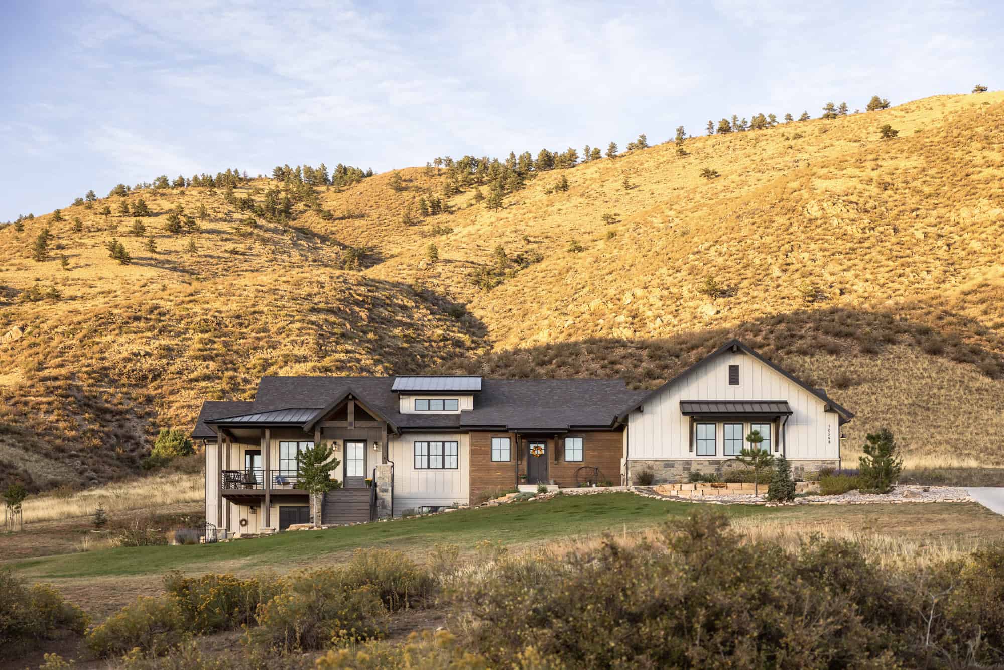 Front View of this 2-Bedroom,2118 Sq Ft Plan -161-1258