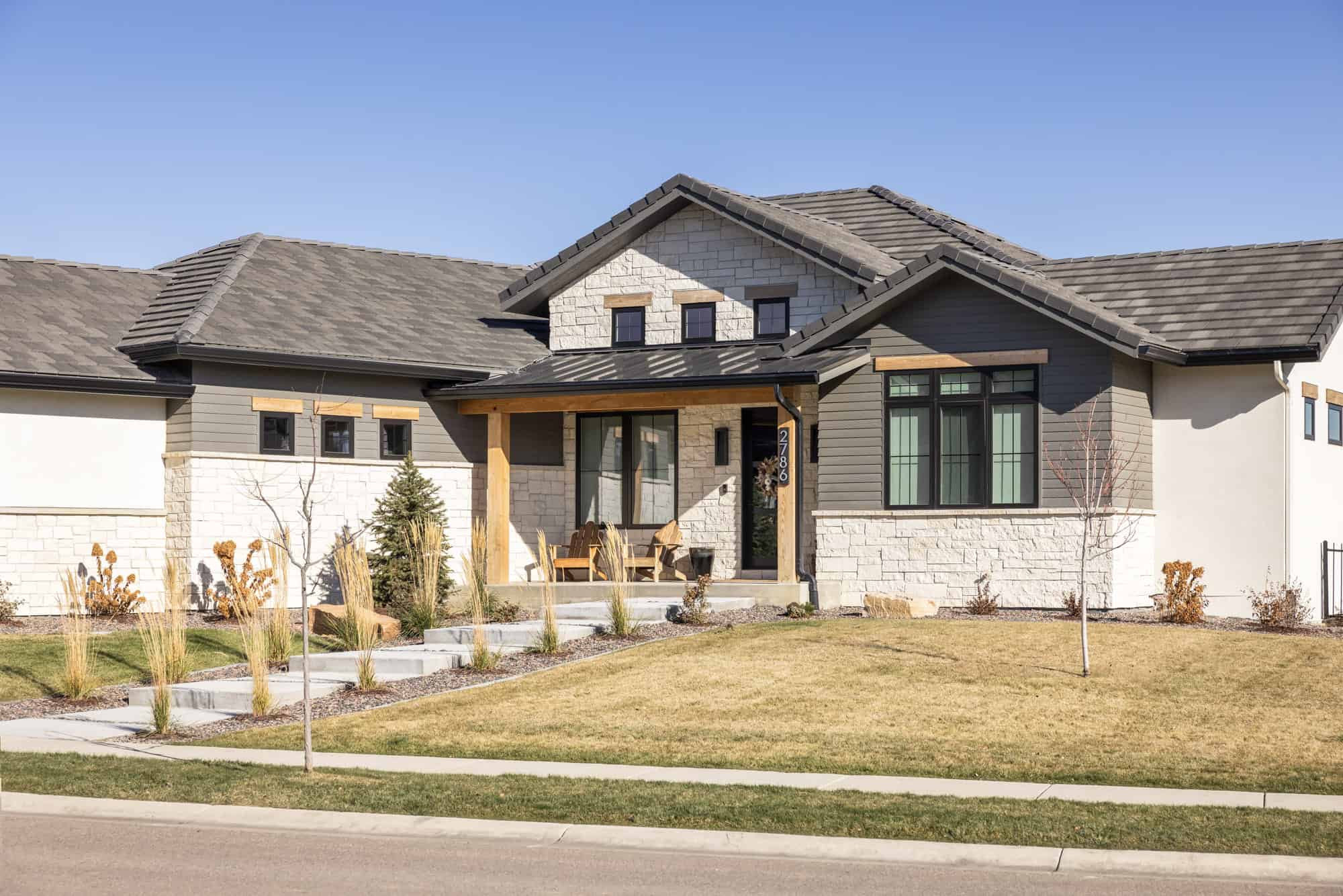 Right Side View of this 2-Bedroom,2421 Sq Ft Plan -161-1259