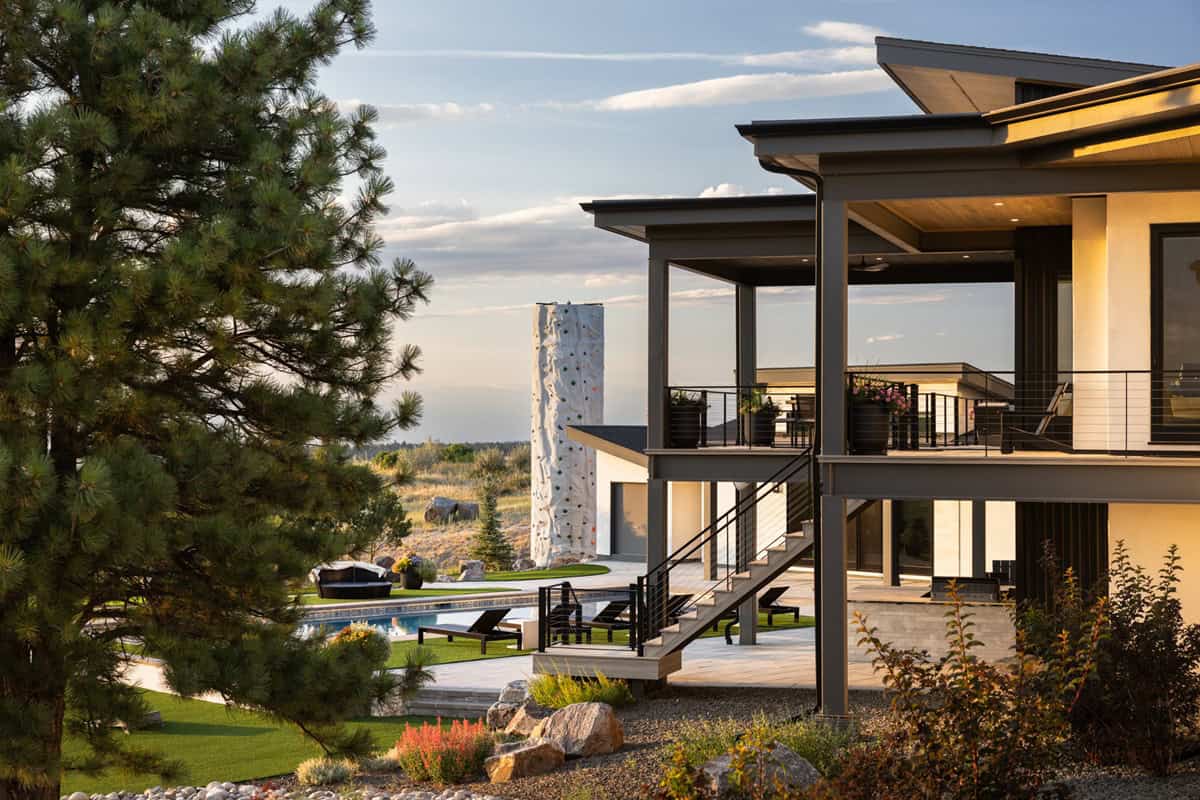 Side View of this 2-Bedroom,3553 Sq Ft Plan -161-1285