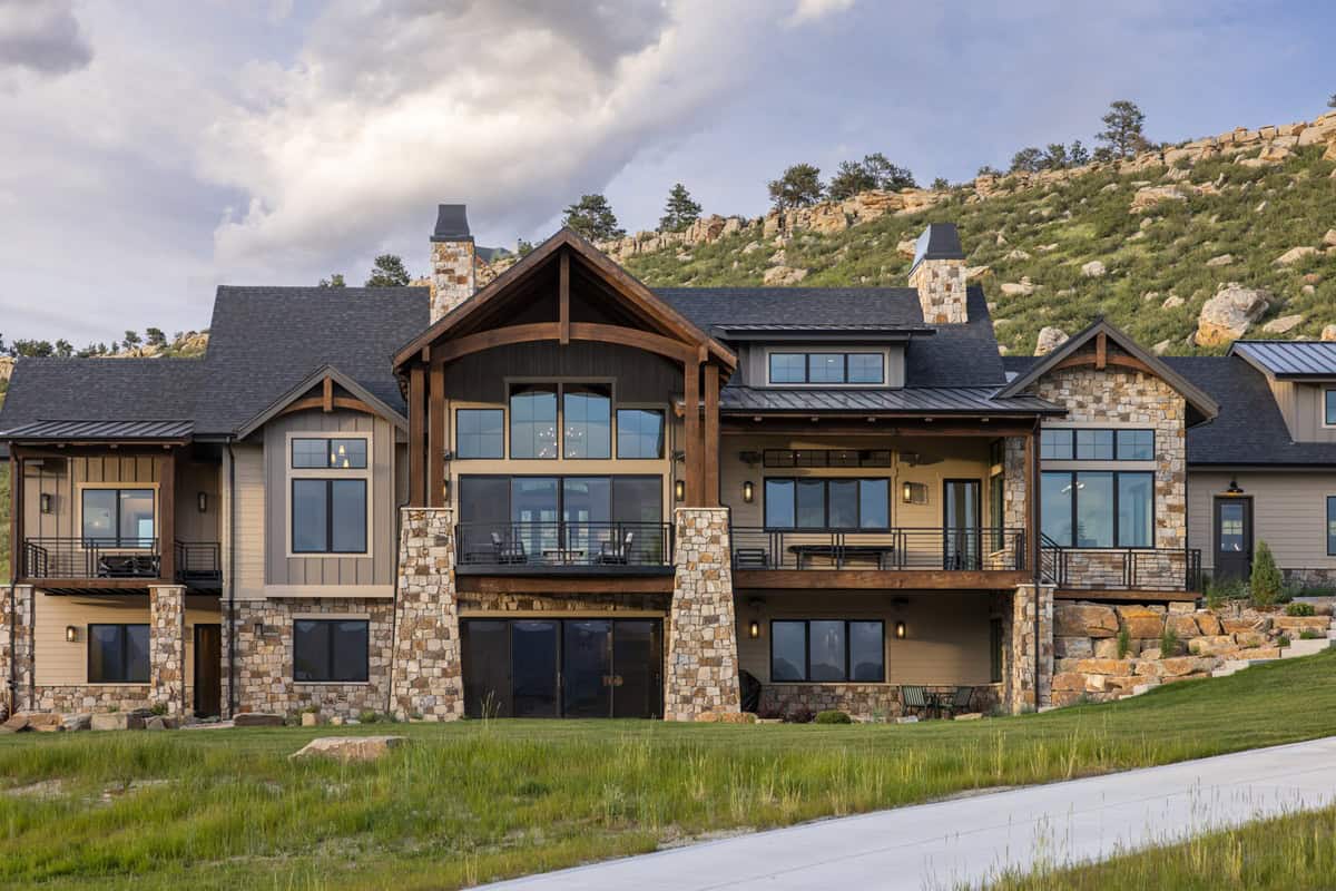 Front View of this 2-Bedroom,3246 Sq Ft Plan -161-1290