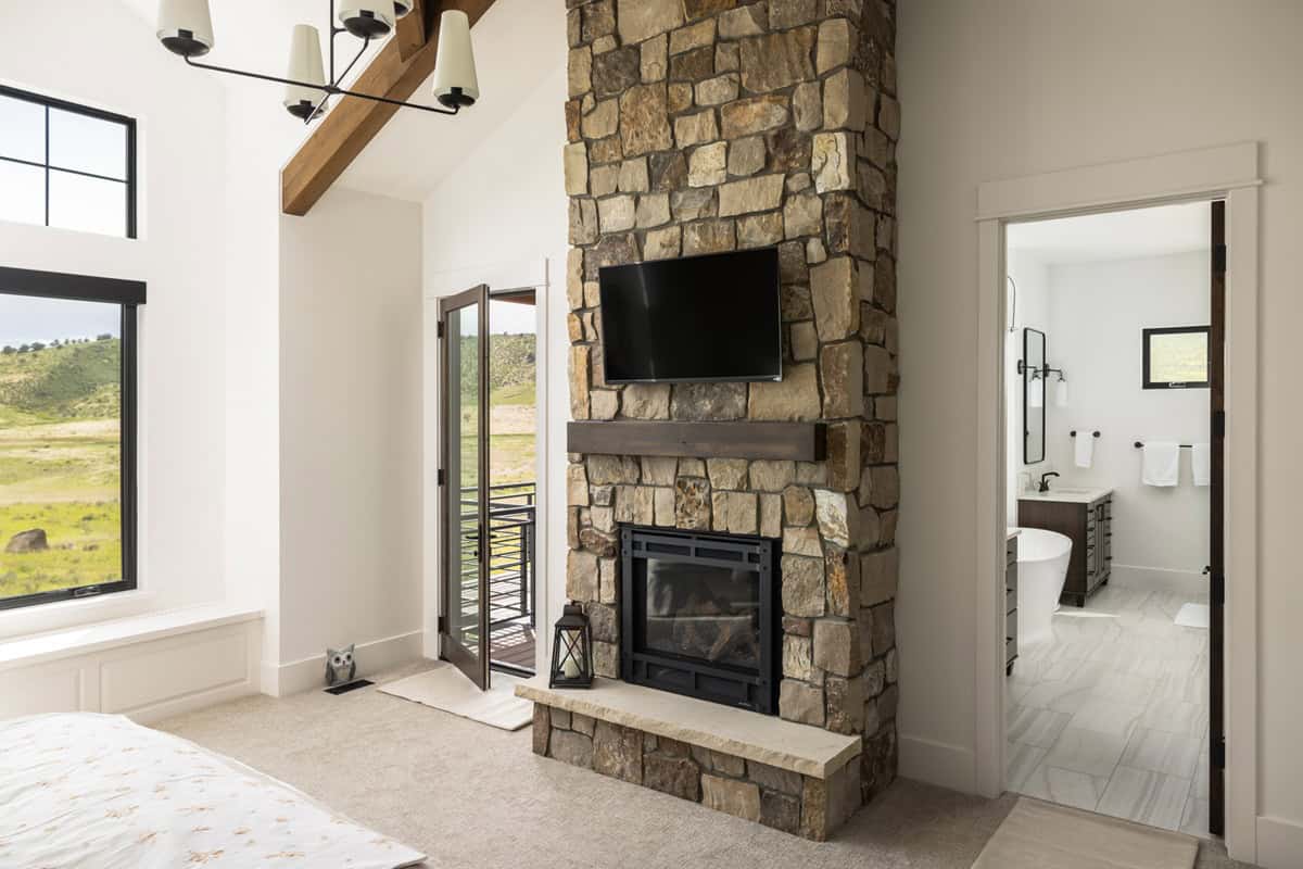 Great Room: Fireplace of this 2-Bedroom,3246 Sq Ft Plan -161-1290