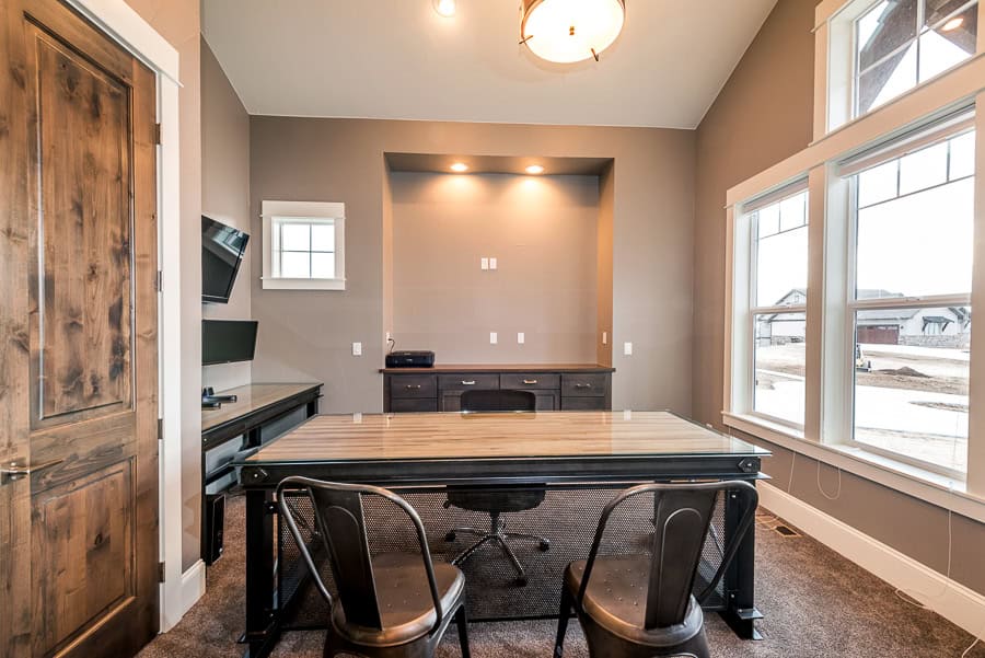 Home Interior Photograph of this 3-Bedroom,2180 Sq Ft Plan -161-1301