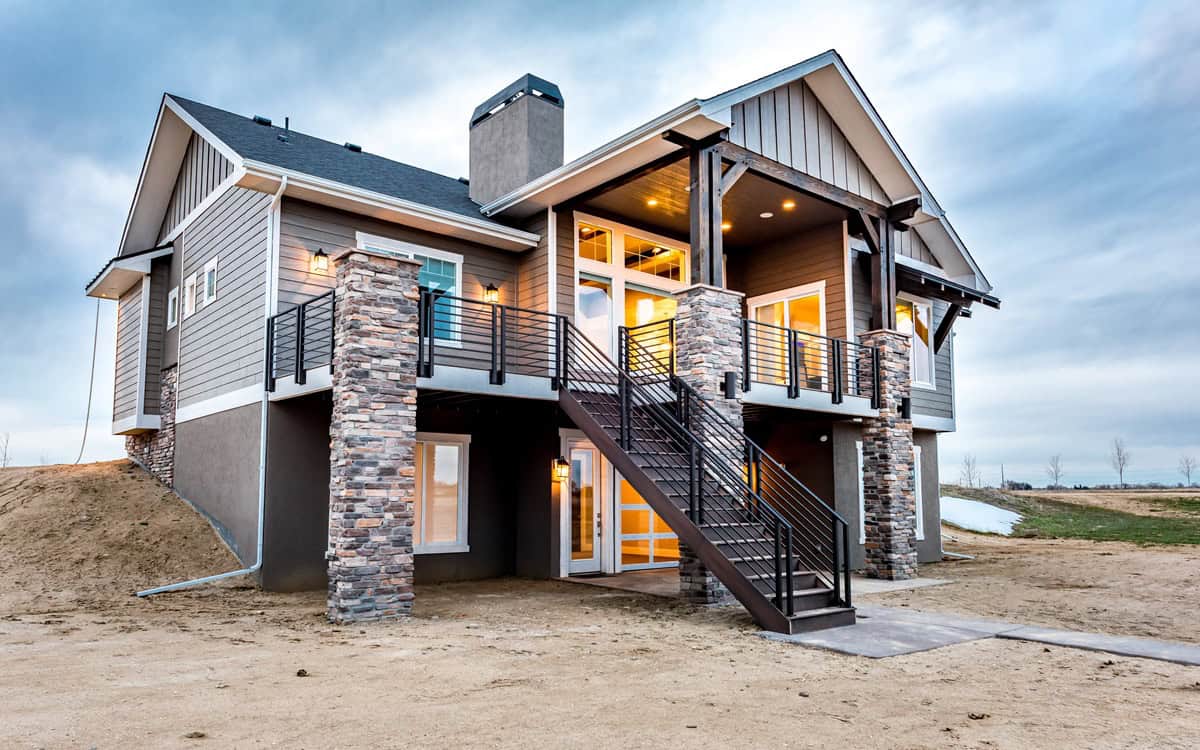 Side View of this 3-Bedroom,2180 Sq Ft Plan -161-1301