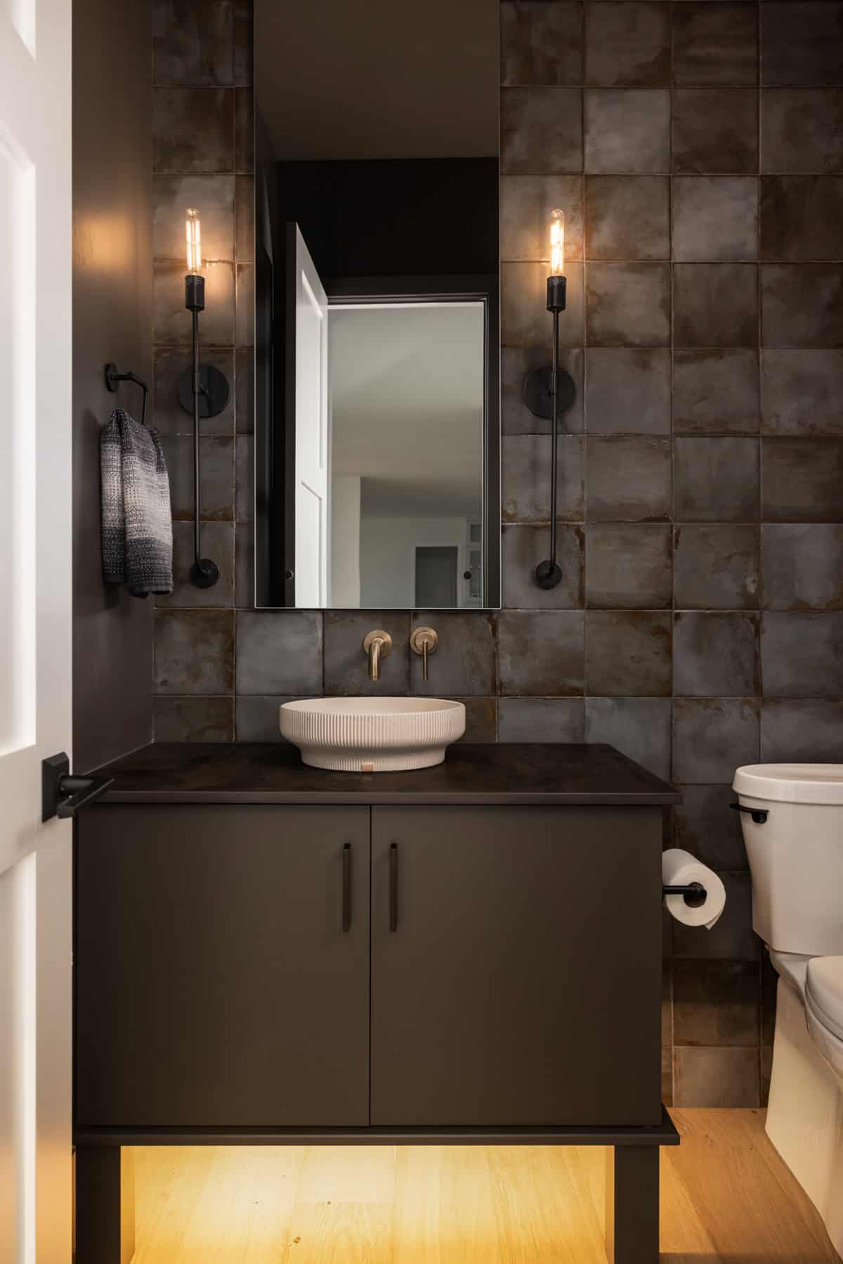 Bathroom of this 2-Bedroom,3214 Sq Ft Plan -161-1303