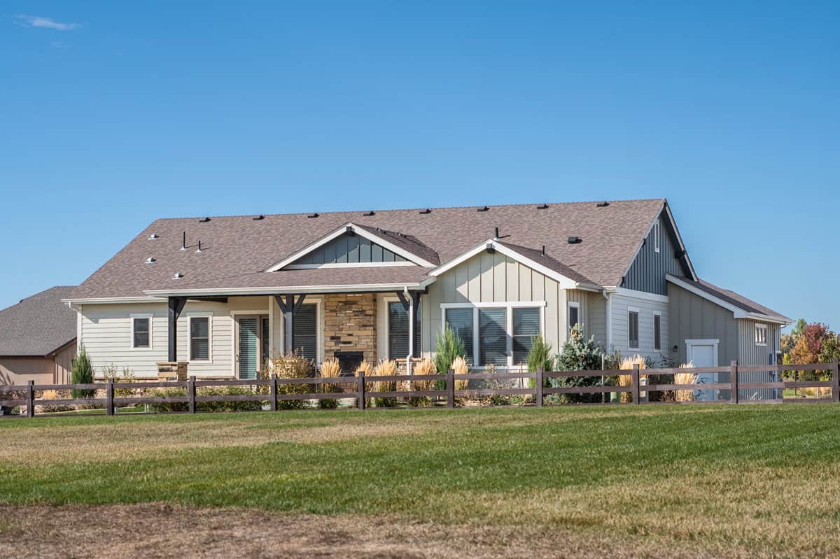 Rear View of this 3-Bedroom,2561 Sq Ft Plan -161-1310