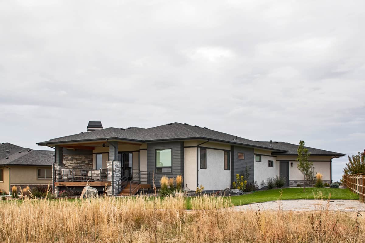 Front View of this 2-Bedroom,2542 Sq Ft Plan -161-1318