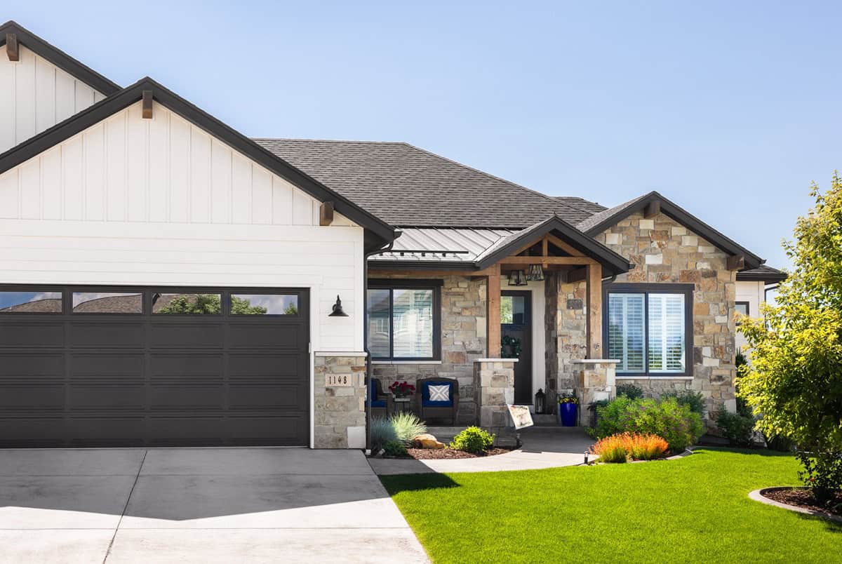 Side View of this 3-Bedroom,2662 Sq Ft Plan -161-1319