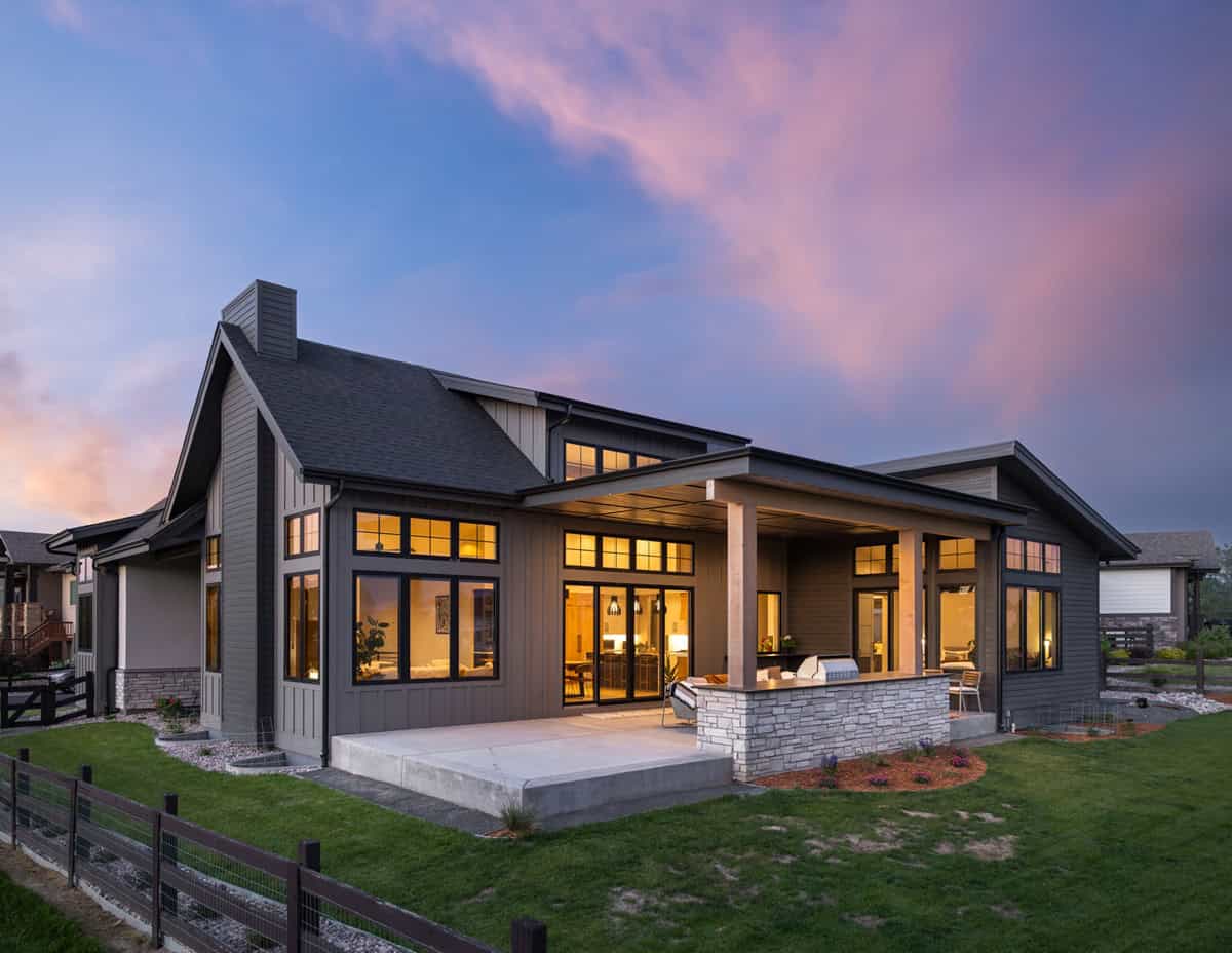 Front View of this 2-Bedroom,2163 Sq Ft Plan -161-1321
