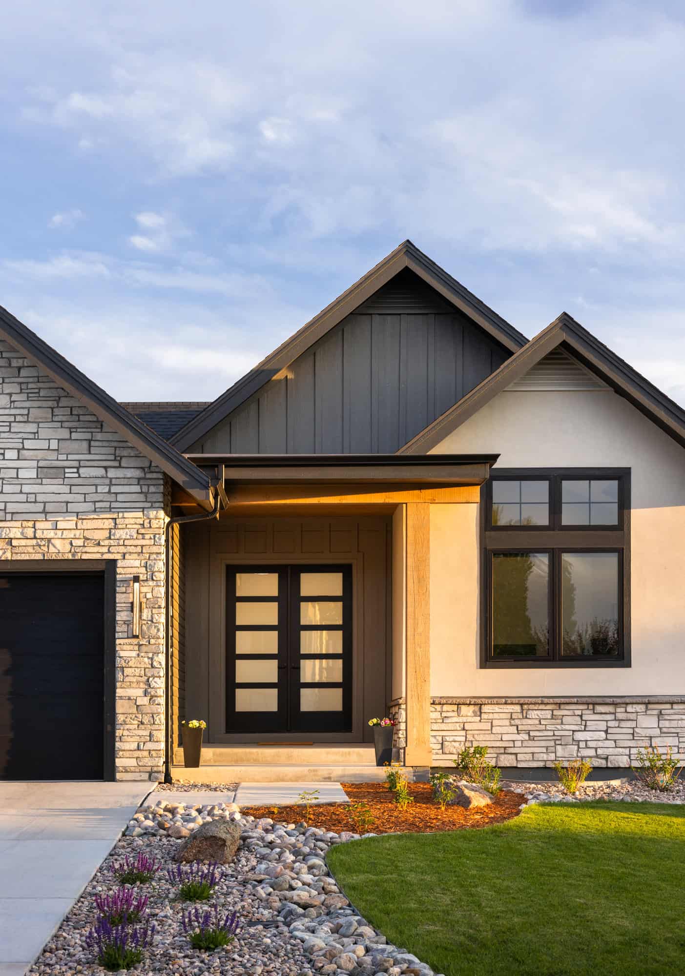 Front View of this 2-Bedroom,2163 Sq Ft Plan -161-1321
