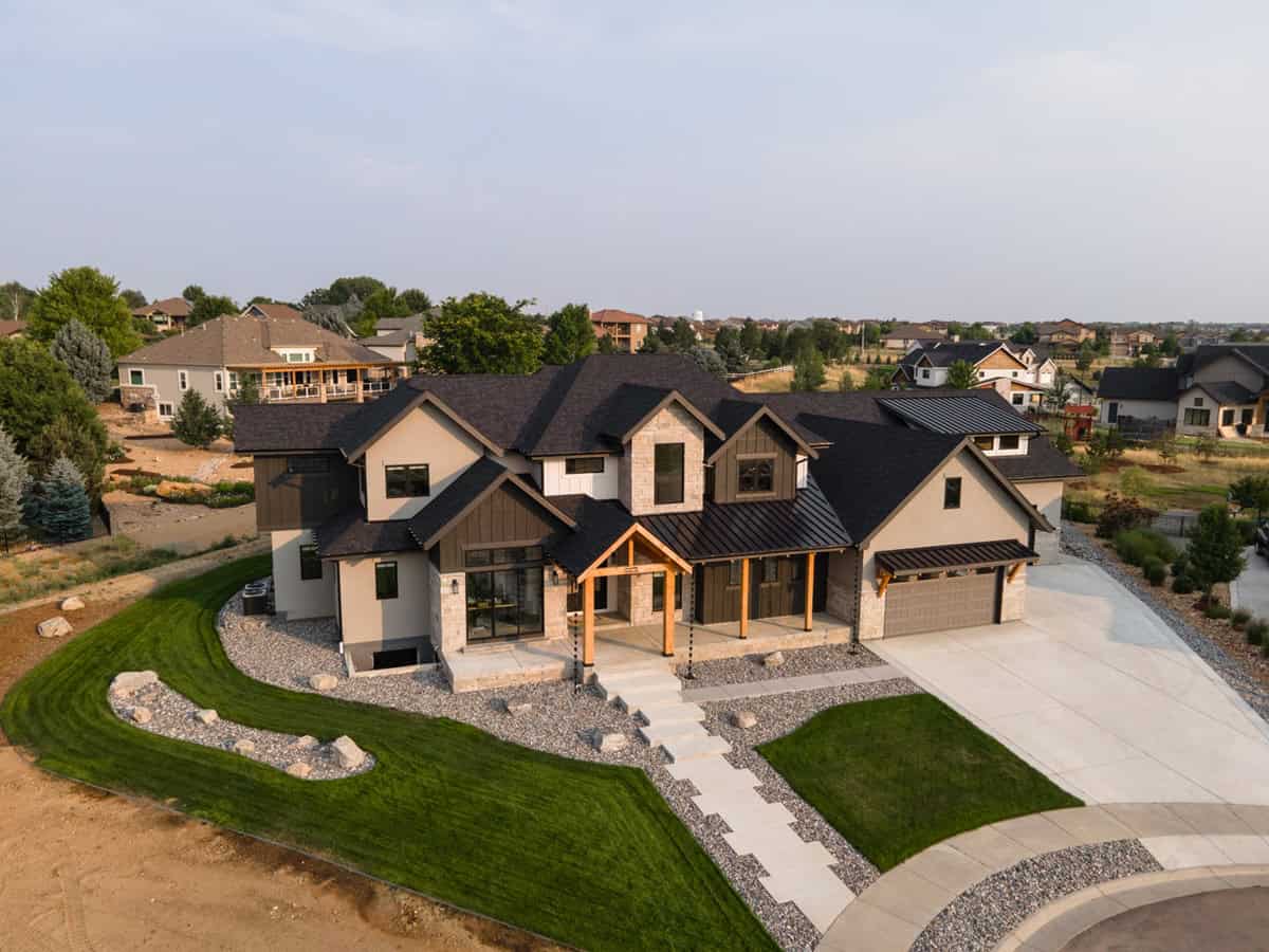 Front View of this 4-Bedroom,4052 Sq Ft Plan -161-1341