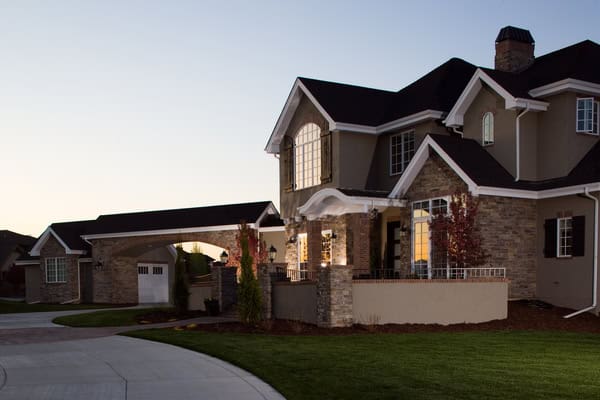 Side View of this 3-Bedroom,4608 Sq Ft Plan -161-1342