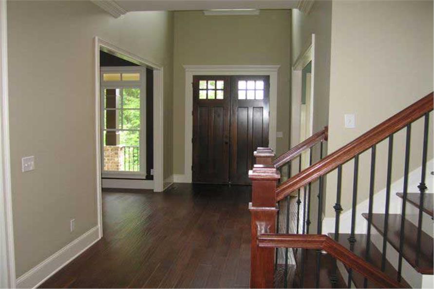 163-1034: Home Interior Photograph-Entry Hall: Foyer
