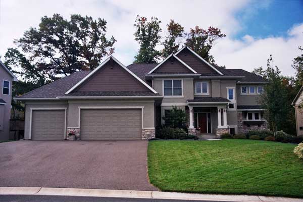 Elevation photo of country houseplans CLS-2910.