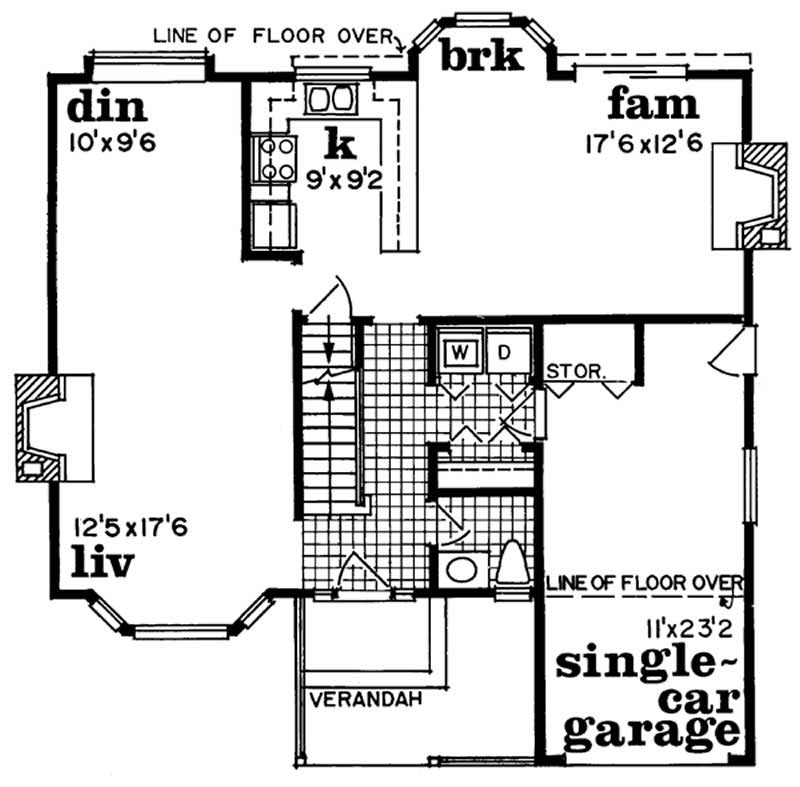 Floor Plan First Story of Country Plan #167-1065