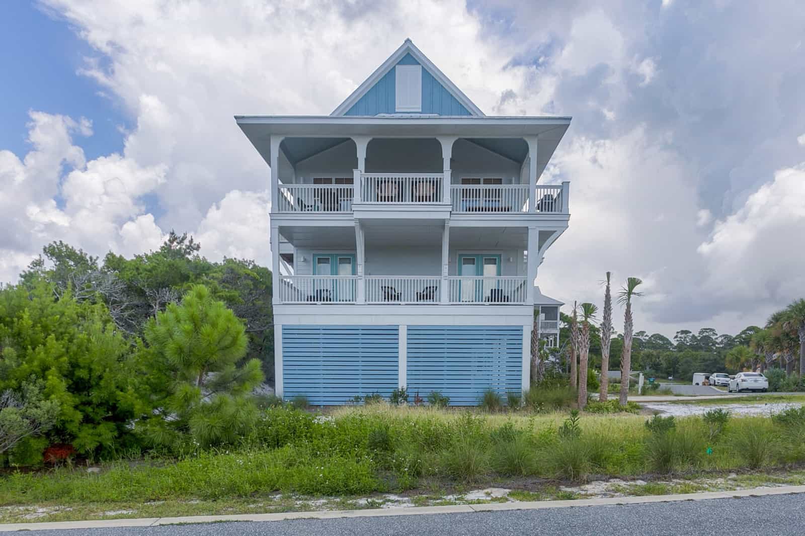 Right Side View of this 4-Bedroom,2593 Sq Ft Plan -168-1165